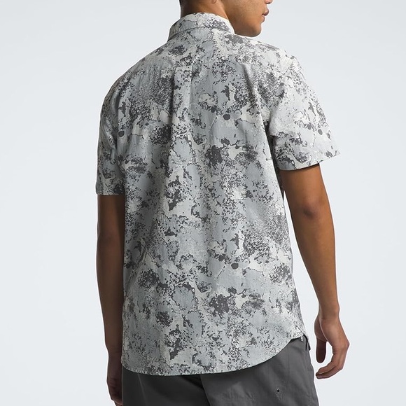 THE NORTH FACE MEN'S BAYTRAIL PATTERN SHIRT - Picture 3 of 3